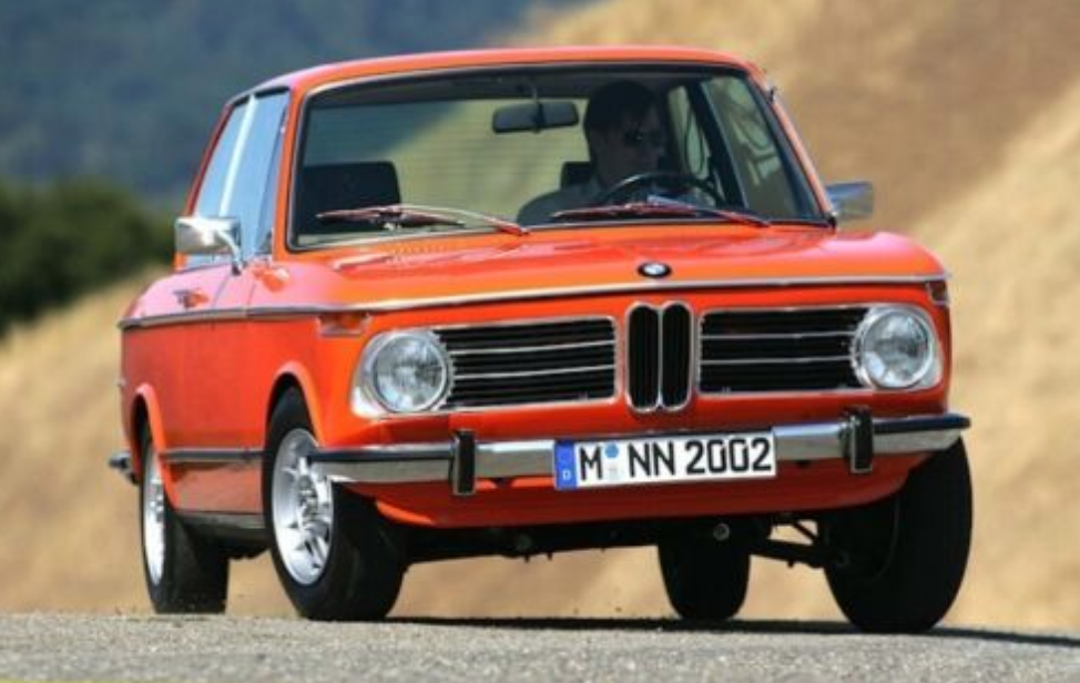 1967 BMW 2002.png