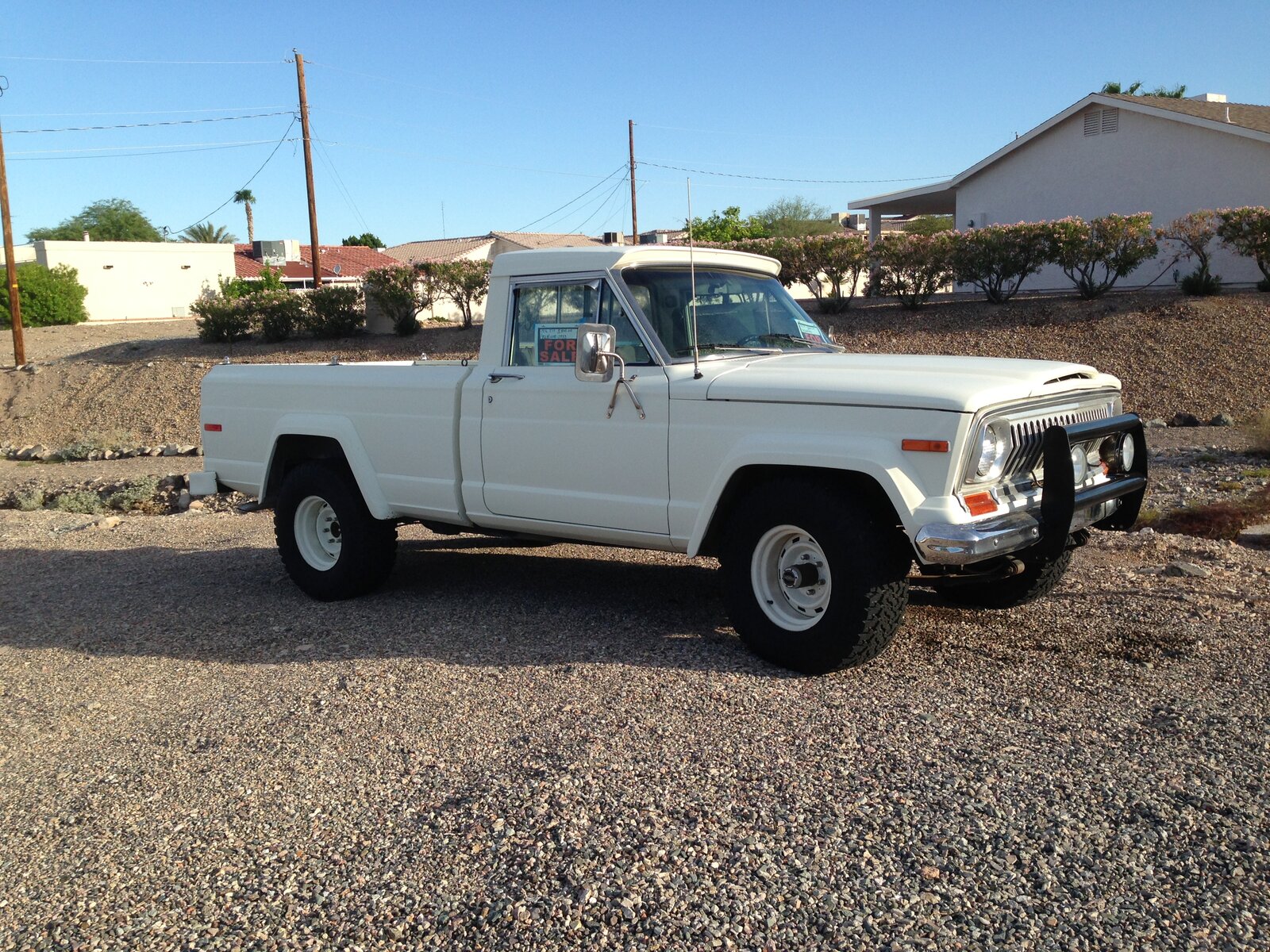 1976 Jeep J10 .JPG