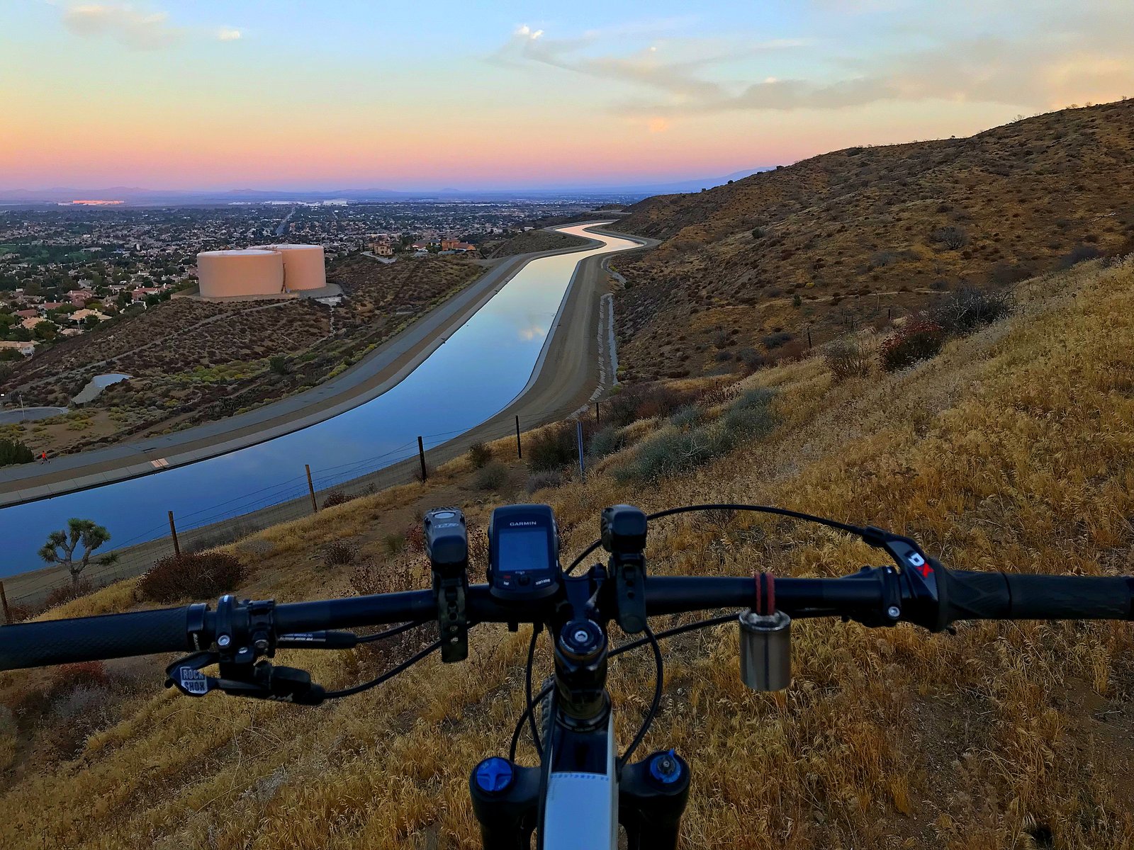 California Aqueduct.jpeg