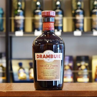 Drambuie-Whisky-Liqueur-40_400x400.progressive.jpg