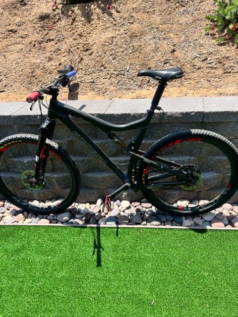 2013 xxl Santa Cruz Tallboy. Fast light and durable. imtbtrails