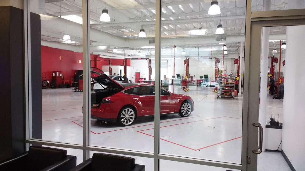 tesla-shop.jpg